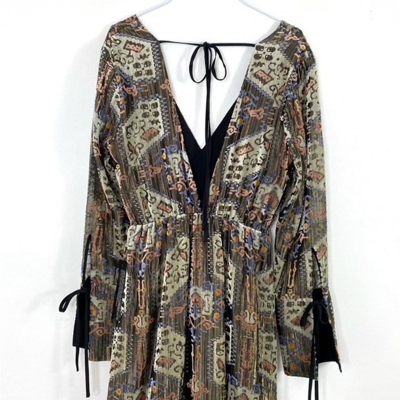 NWT Topshop Devore Plunge Neck Midi Dress - Picture 6 of 12